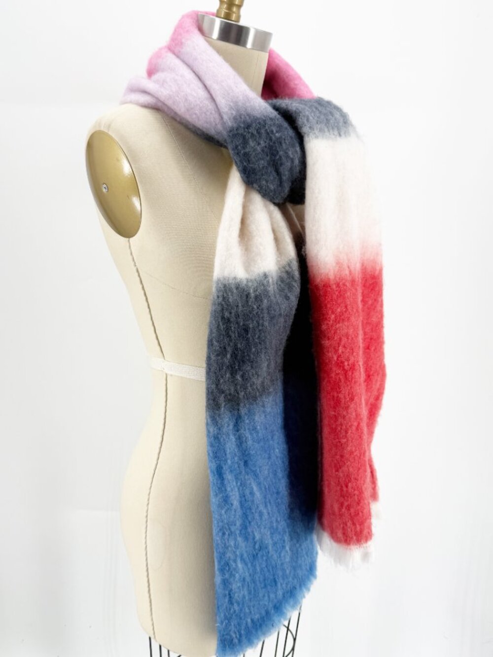 GAP Brush Colorful Chunky Oversized Scarf O/S - Picture 4 of 10